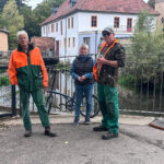 Unterhaltung mit Interessierten Passanten